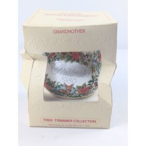 Vintage‎ Disney Hallmark Ornament Satin Unbreakable Christmas Grandmother 1980